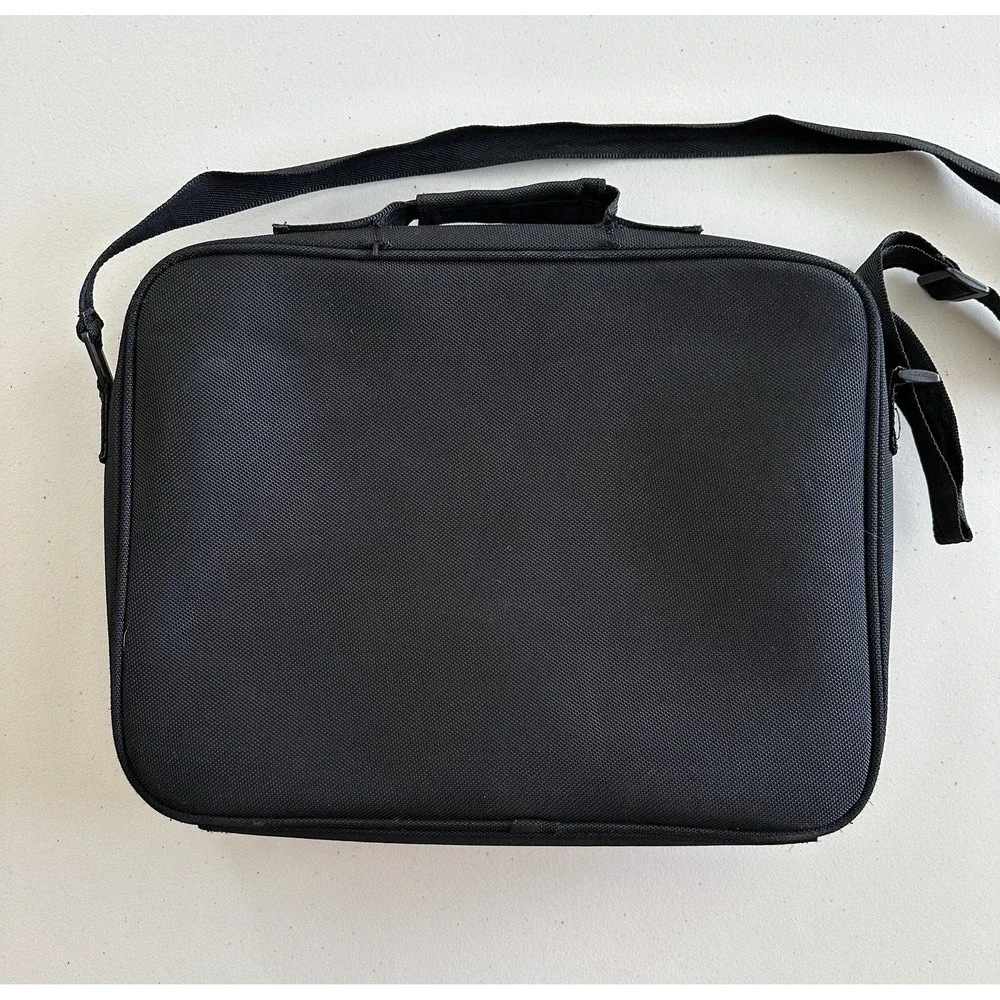 Tumi dimensions 15